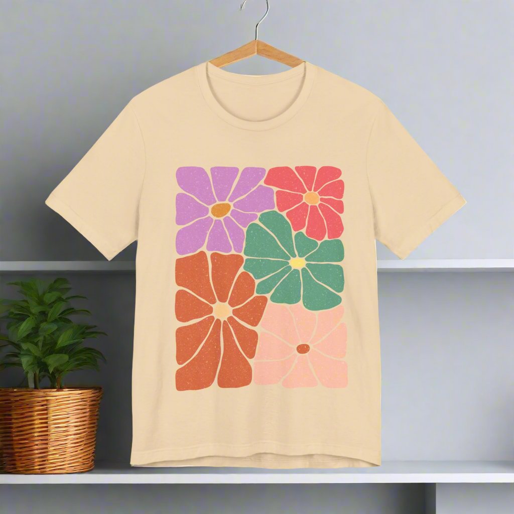 🌼BIG BOLD ABSTRACT FLOWERS TEE