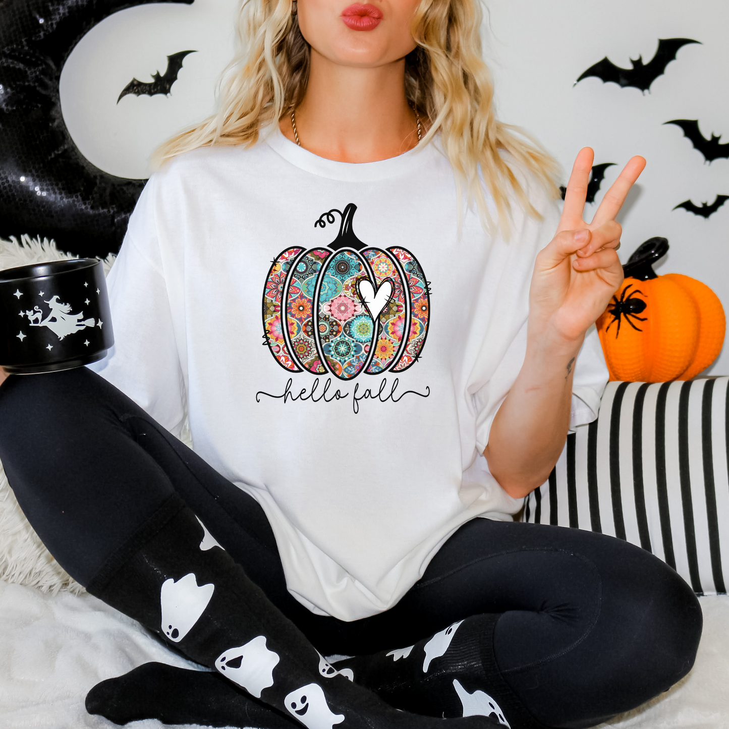 HELLO FALL COLORFUL PUMPKIN Unisex Tee